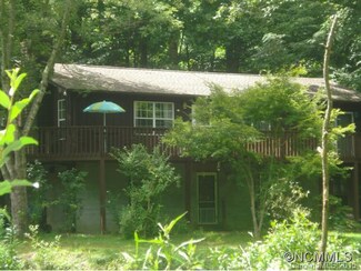 754 Terrys Creek Rd, Zirconia, NC 28790