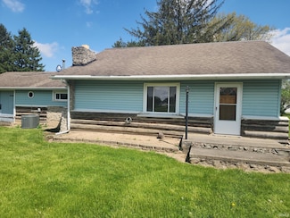 1030 Lynas St, Logansport, IN 46947