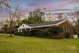 1245 Denton Rd, Dothan, AL 36303