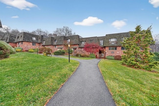 7 Briarcliff Dr S Unit 13, Ossining, NY 10562