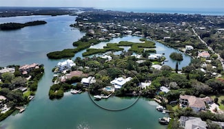 241 Cedar Park Cir, Sarasota, FL 34242