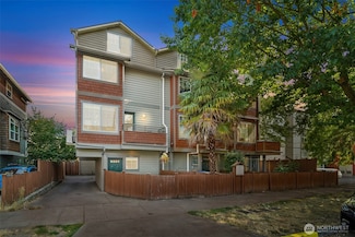 6562 5th Ave NE Unit C, Seattle, WA 98115