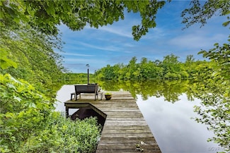 198 Trices Lake Rd, Columbia, VA 23038