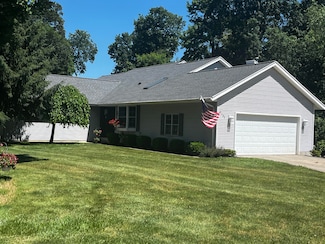 6755 Beechwood Dr Unit 23, Saranac, MI 48881