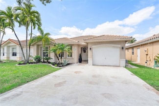 13995 S Cypress Cove Cir, Davie, FL 33325
