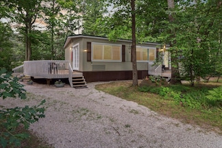 8529 N Blair Dr, Bitely, MI 49309