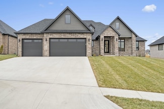 4465 E Larkwood St, Springfield, MO 65802
