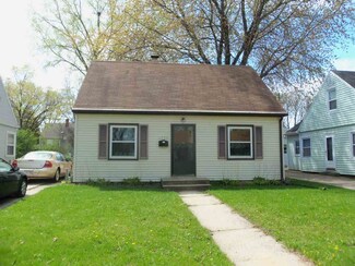 2725 Myrtle St, Madison, WI 53704