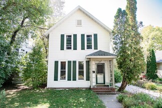 409 W Wabasha St, Winona, MN 55987