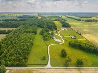 8641 S 850 W, Nabb, IN 47147