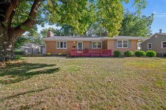 3923 Dosh Rd, Des Moines, IA 50310