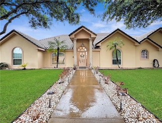 1407 Colosio Ln, Mission, TX 78572