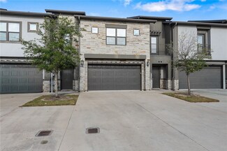 512 Hayes Ln, College Station, TX 77845