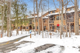 4920 N Landmark Cir Unit 2208, Egg Harbor, WI 54209