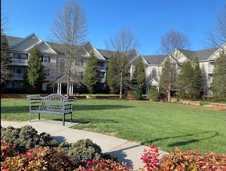 623 Wyndhurst Dr Unit 305, Lynchburg, VA 24502