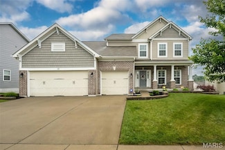 151 Wilmer Valley Dr, Wentzville, MO 63385