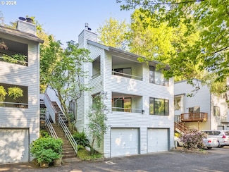 3688 Spring Ln Unit 3D, Lake Oswego, OR 97035