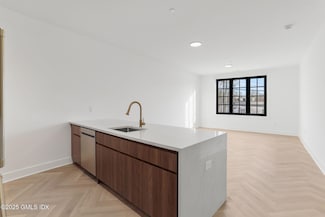 100 E Putnam Ave Unit 210, Greenwich, CT 06807