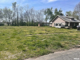617 N East St, Jacksonville, IL 62650