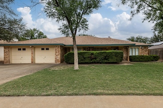 5520 76th St, Lubbock, TX 79424