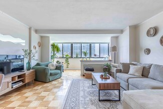6 Whittier Place Unit 14G, Boston, MA 02114