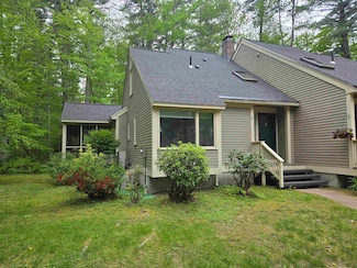 46 Point Breeze Rd, Wolfeboro, NH 03894