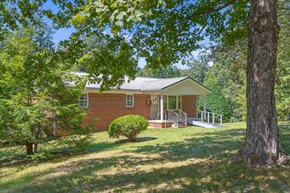 1875 Grays Bend Rd, Centerville, TN 37033