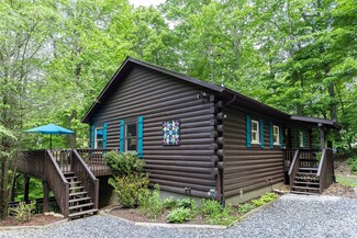 123 Hampton Gap Dr, Mars Hill, NC 28754