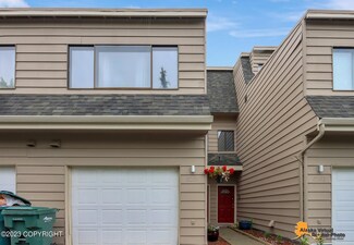 6261 E 41st Ct Unit 105, Anchorage, AK 99504