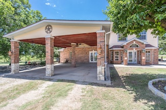 102 E Britton St, Krum, TX 76249