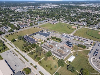 4122 Devon Rd, Royal Oak, MI 48073