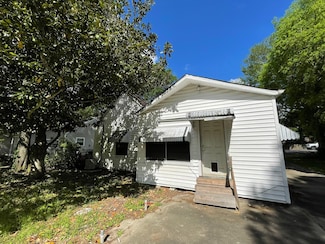 5048 Monroe St, Groves, TX 77619