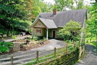 483 Mountain Rd, High Falls, NY 12440