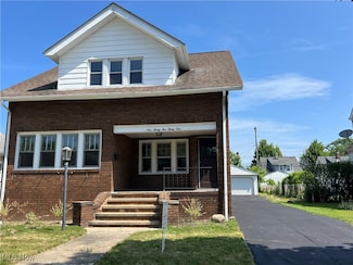 19531 Locherie Ave, Cleveland, OH 44119
