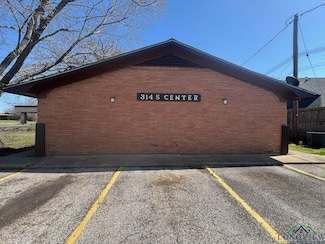314 S Center St, Longview, TX 75601