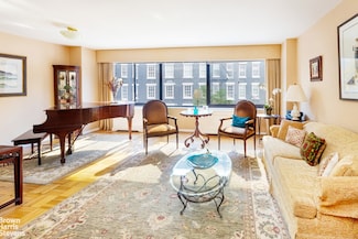 530 E 72nd St Unit 2C, New York, NY 10021