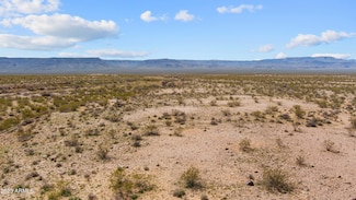 3750 W Ives Dr Unit 75, Golden Valley, AZ 86413