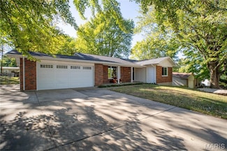 2309 Park Ave, Saint Charles, MO 63301