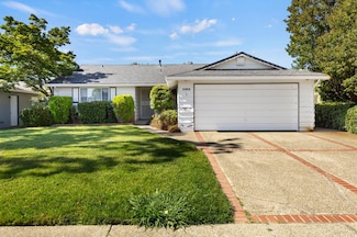 2592 Fernandez Dr, Sacramento, CA 95822