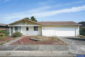 3450 E Myrtle Loop, Florence, OR 97439