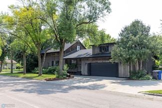 701 4th St SE, Barnesville, MN 56514