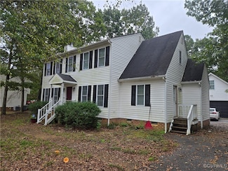 7825 Secretariat Dr, Midlothian, VA 23112