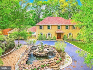 400 Highview Dr, Wayne, PA 19087