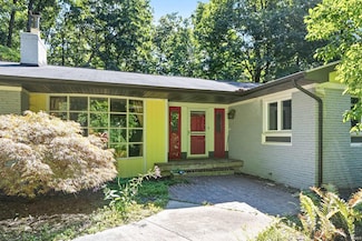 3529 Rosewood Dr, Fort Wayne, IN 46804