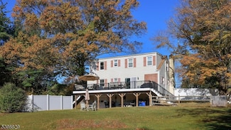 7 Toad Ln, Ringoes, NJ 08551