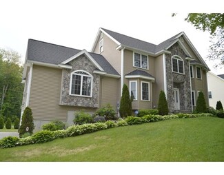 9 Muirfield Ln, Methuen, MA 01844