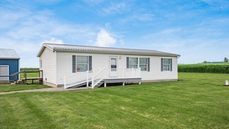 9015 Township Road 36 NW, Somerset, OH 43783