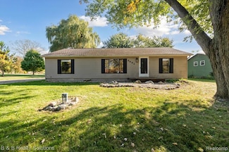 6692 Jones Rd, North Branch, MI 48461