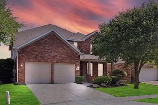 812 Lake Grove Dr, Little Elm, TX 75068