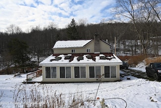 358 Barney Hollow Rd, Nicholson, PA 18446